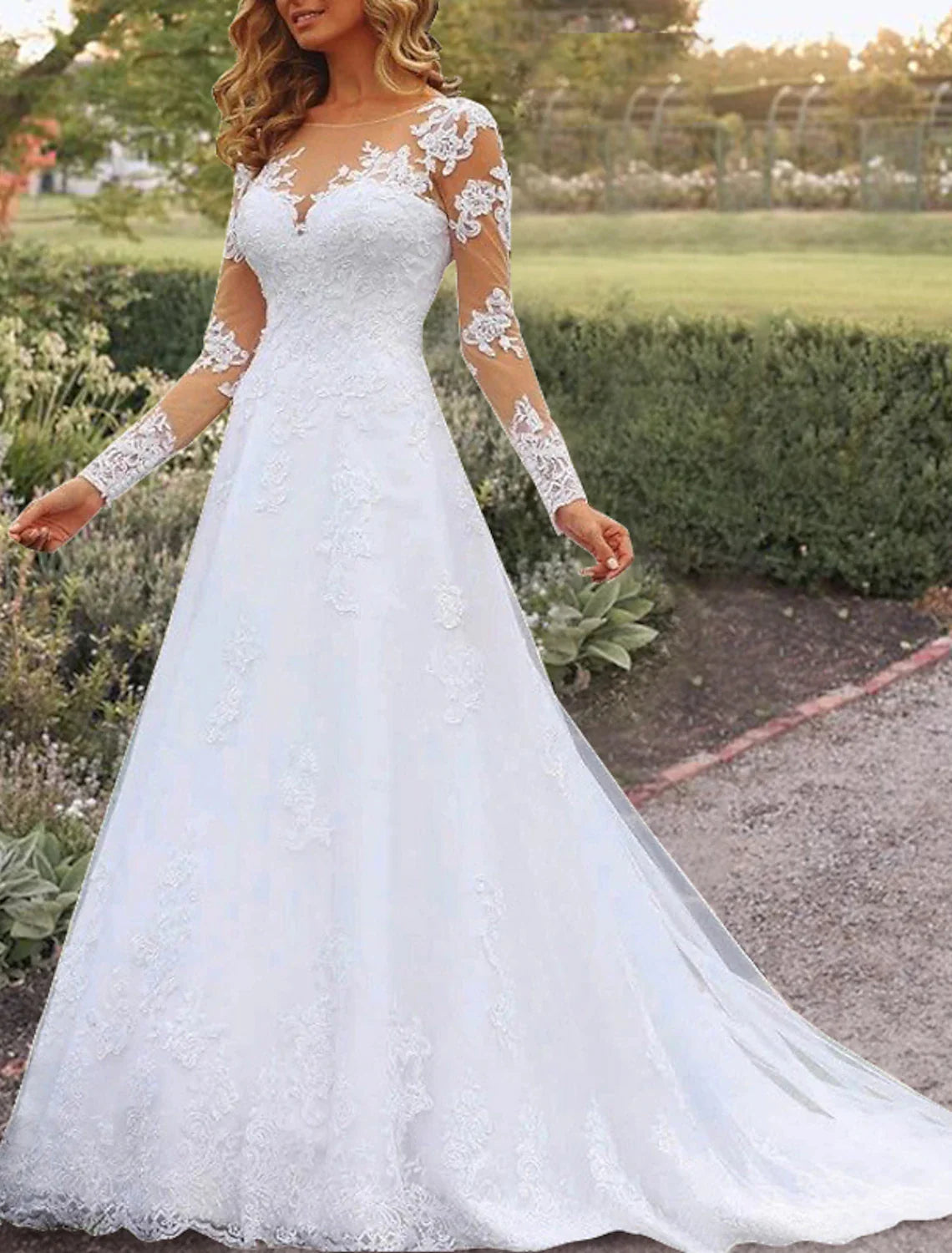 Open Back Formal Wedding Dresses A-Line Illusion Neck Long Sleeve Court Train Lace Bridal Gowns With Beading Appliques Embroidered Wedding Dress