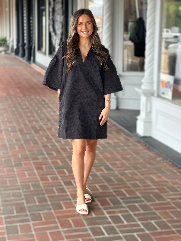 Everyones Favorite Black Dress Wrap unclassified dresses