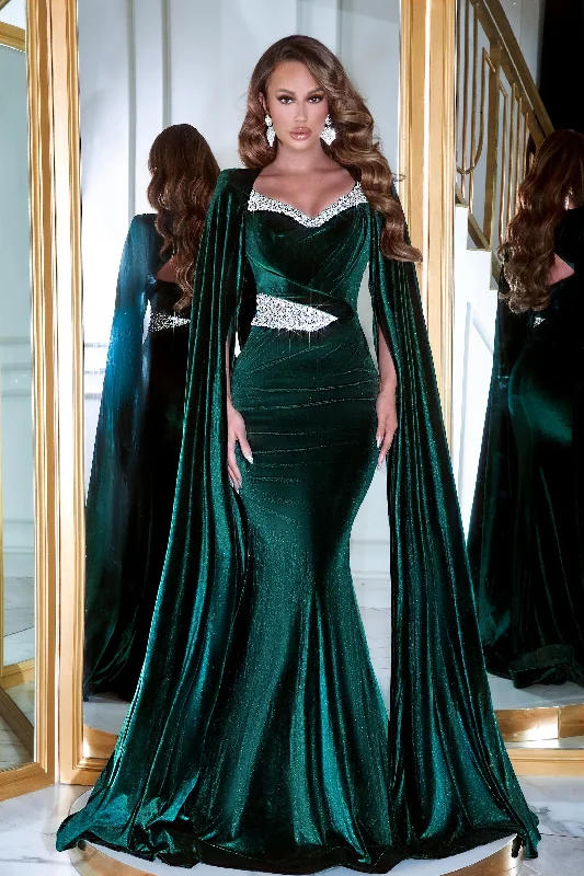 Portia and Scarlett's Enchanting Emerald Velvet Gown: Shimmer and Captivate Graduation unclassified dresses