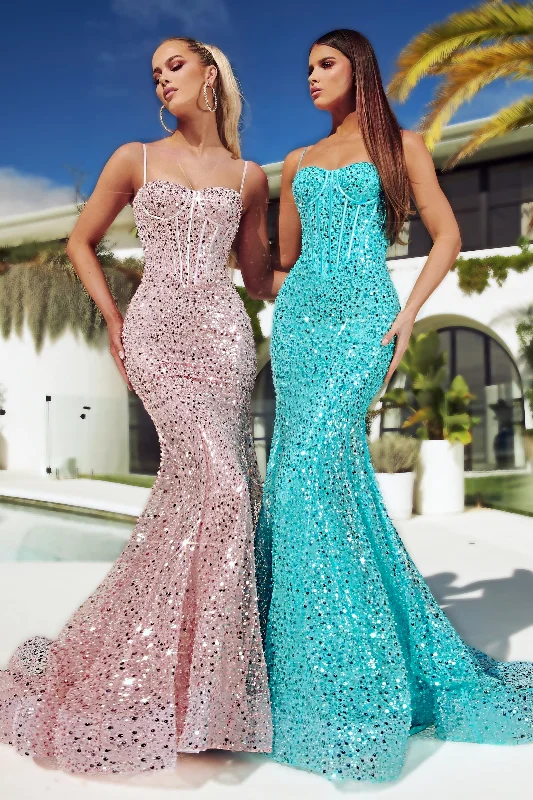 Shimmering Masterpiece: Portia and Scarlett's Enchanting Embellished Gown Lounge unclassified dresses